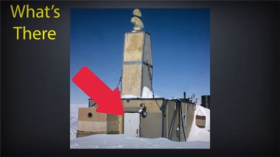 남극 도달불능점에는 레닌 동상 대피소가 있다. (이미지 출처 = 리얼라이프로어 유튜브 영상 캡처)