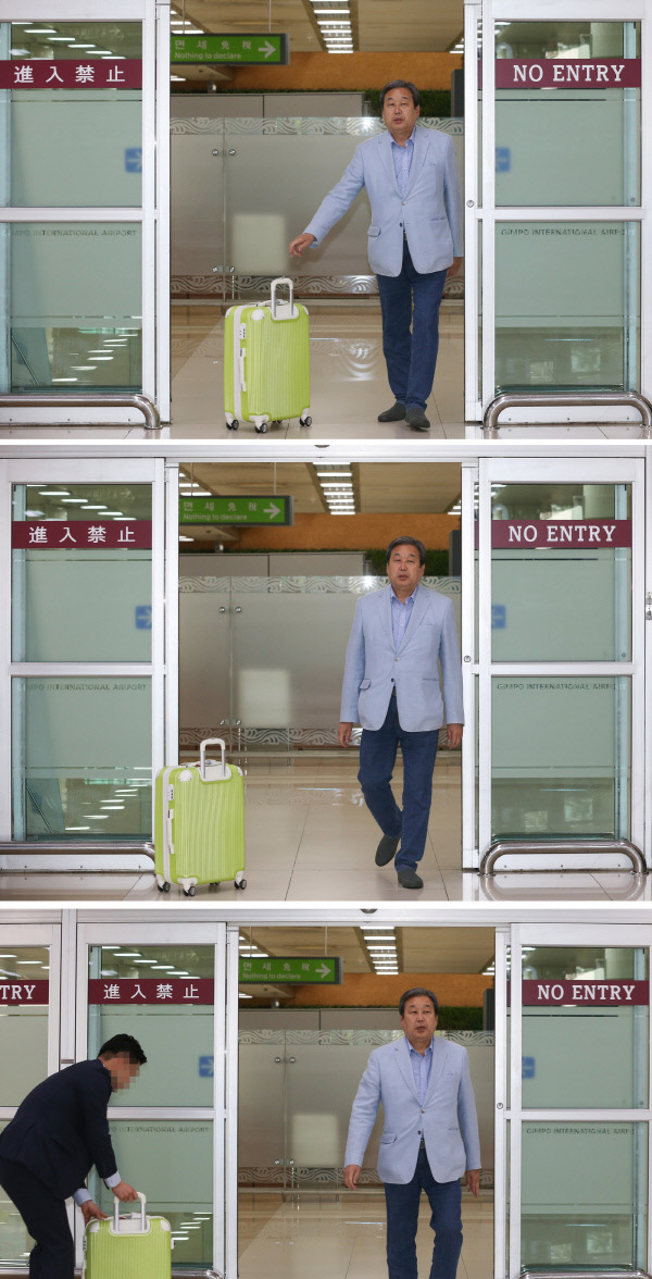 수행원 쳐다보지고 않고 캐리어 휙~ 지난 5월23일 김무성 바른정당 의원이 김포공항 게이트에서 수행원을 쳐다보지도 않은 채 자신의 캐리어를 밀어던져 소위 ‘노 룩 패스’로 화제가 된 장면.