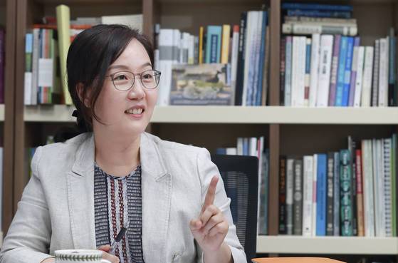 부동산 전문가인 김현아 의원은 “베이비부머가 노후 대비를 위해 임대 목적으로 집을 사려고 하면서 시장이 과열됐다”며 “올 하반기부터 입주가 늘어나 내년이면 시장이 안정될 것”이라고 내다봤다. [임현동 기자]