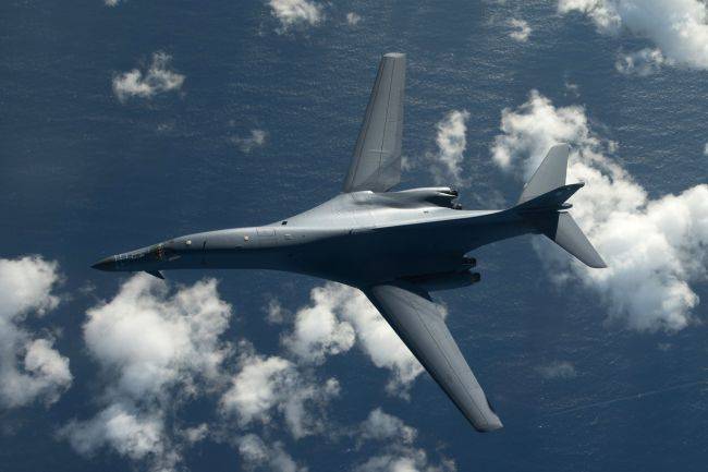 한반도 상공에 전개된 미국의 전략폭격기 B-1b랜서[연합뉴스]