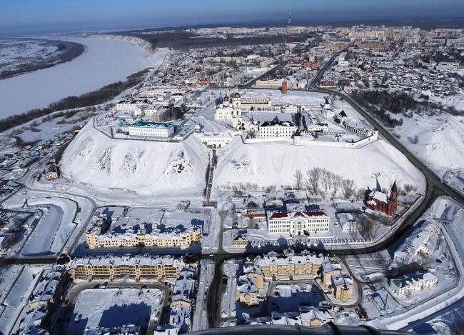 토볼리스크 크렘린. 드미트리 메드베데프 作