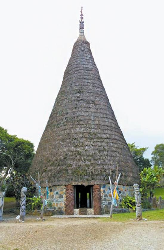 뉴칼레도니아 원주민 카낙의 전통 가옥인 카즈(case)