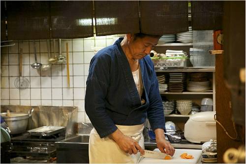 일본 영화 '심야식당'의 한 장면. (사진='심야식당' 공식 홈페이지 캡처)