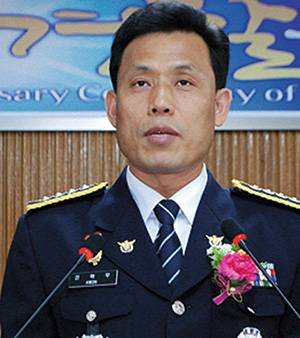 검경은 조희팔 일당으로부터 자유롭지 않다. 김광준 부장검사가 금품을 받았다.