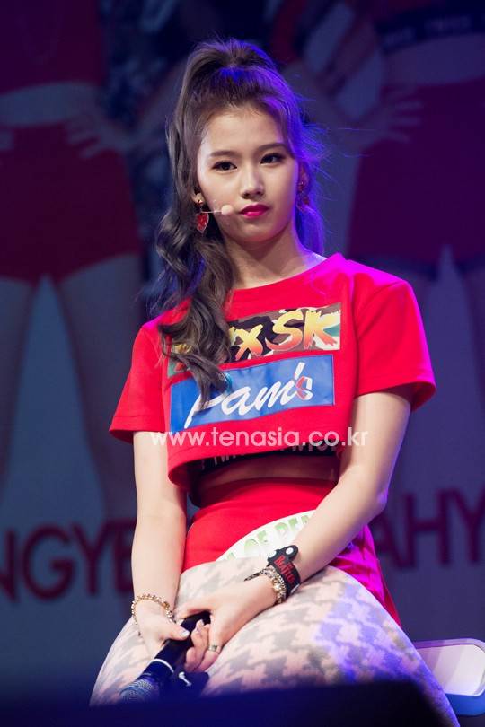 JYP 신인 걸그룹 트와이스 멤버 사나