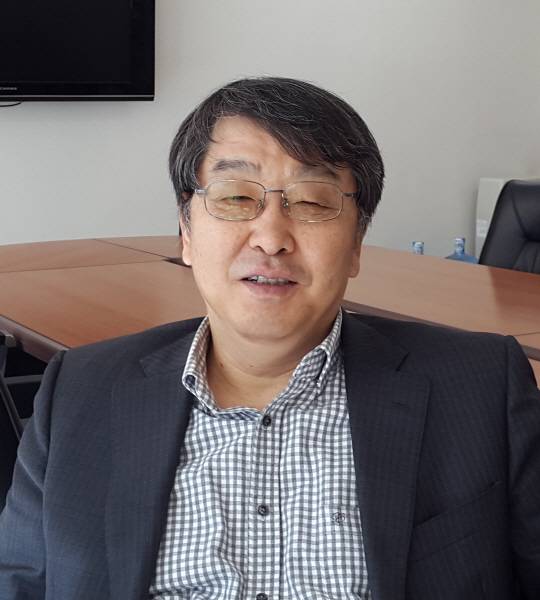 서울대 신창수 교수