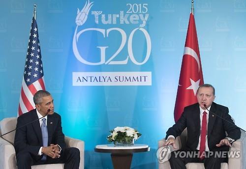버락 오바마 미국 대통령과 레제프 타이이프 에르도안 터키 대통령 (AFP=연합뉴스)