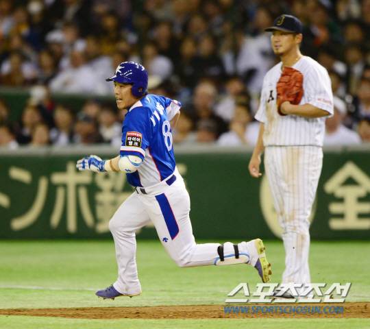 [포토] 정근우 '야구는 9회부터'