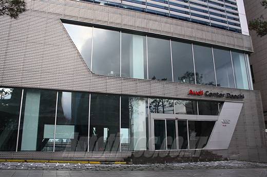 폐쇄된 참존모터스 대치전시장