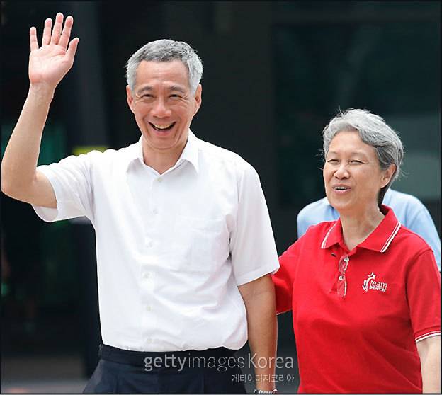 리셴룽(63) 싱가포르 총리와 부인 호칭(61) 여사