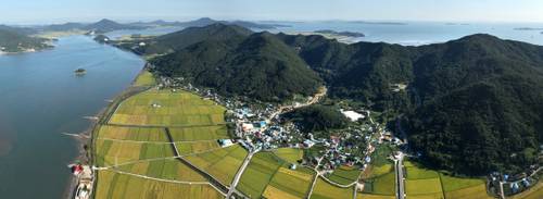 강화군 삼산면 석모도 전경.