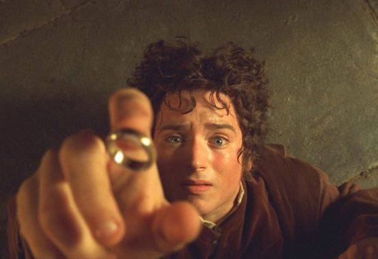 문학 표절 논쟁에서도 특허 분쟁의 한 실마리를 도출해 볼 수 있다. 사진은 영화 '반지의 제왕' 한 장면.