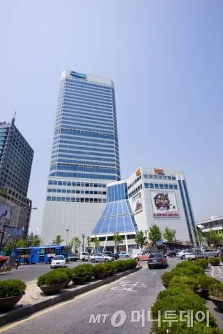 두산면세점-두산타워전경. /사진=두산