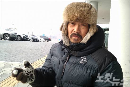 설악산 케이블카 설치는 전국 모든 자연을 난개발에 내 모는 신호탄이 될 것이라며 보존을 주장하고 있는 박그림 대표.(사진=강원CBS 박정민 기자)