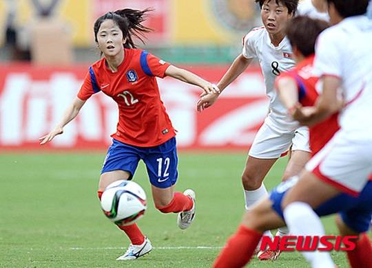 이민아 골