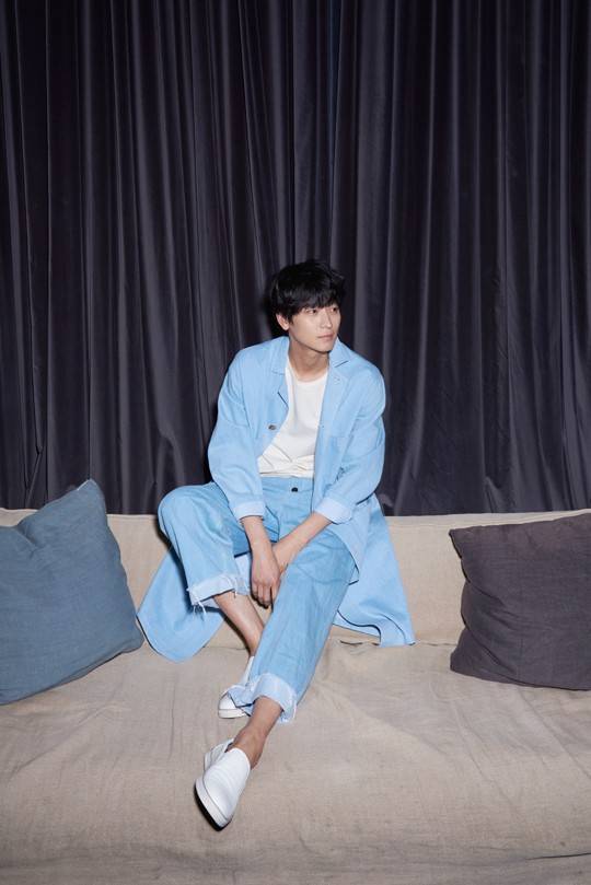강동원7