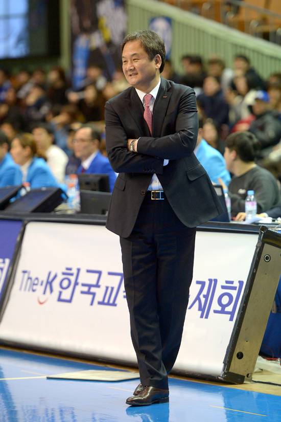 20160203 모비스 유재학 감독