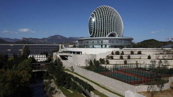 선라이즈 이스트 켐핀스키 호텔. 사진 BBC