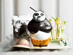 요즘 창작 칵테일로 화제를 모으고 있는 ‘앨리스’의 인기 칵테일 메뉴 ‘쿵푸펀치’.