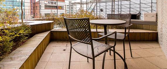 야외 정원을 갖춘 테라스 시설 서울 종로구 낙원동 ‘아마레’. [사진 각 업체]