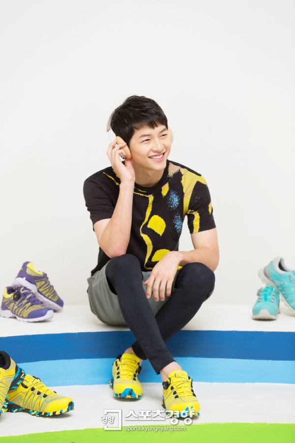 송중기