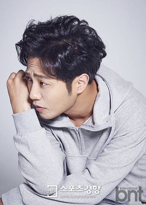 배우 진구 화보. 사진 bnt 인터내셔널