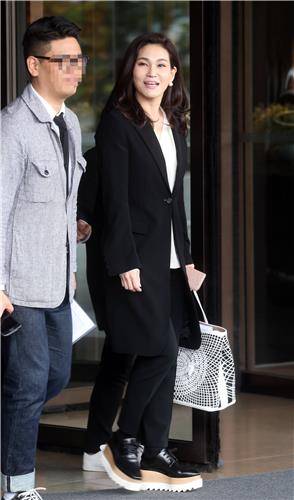 취임 후 처음 공식 석상에 등장한 이서현 사장