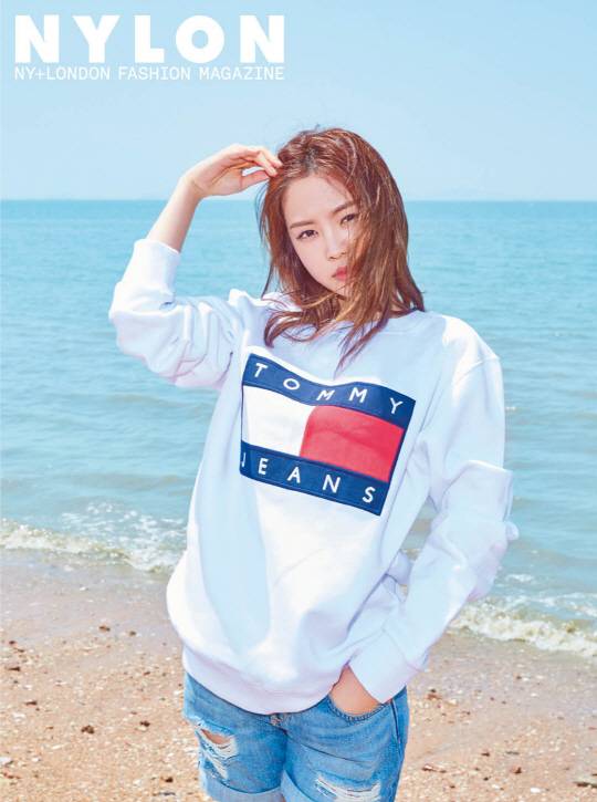 손나은