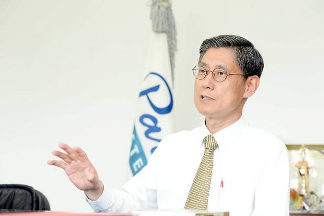 박상일 대표는 “벤처기업이 우수 인력을 유치할 수 있는 시스템이 스톡옵션제도”라면서 “정부가 이제는 중소기업 위주 정책을 펴야 한다”고 강조했다.