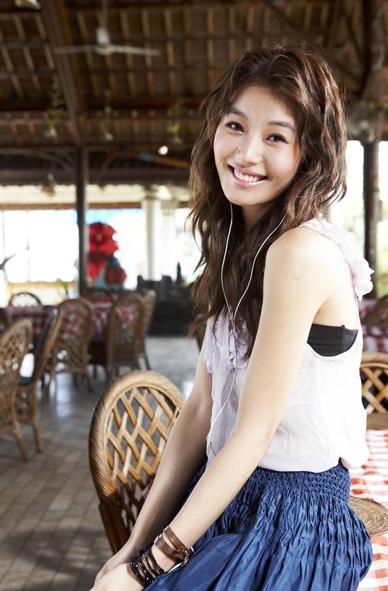 배우 윤소이/사진제공=제이에스픽쳐스