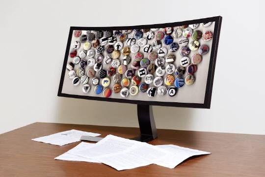 삼성전자 커브드 모니터 모습/사진제공=삼성전자