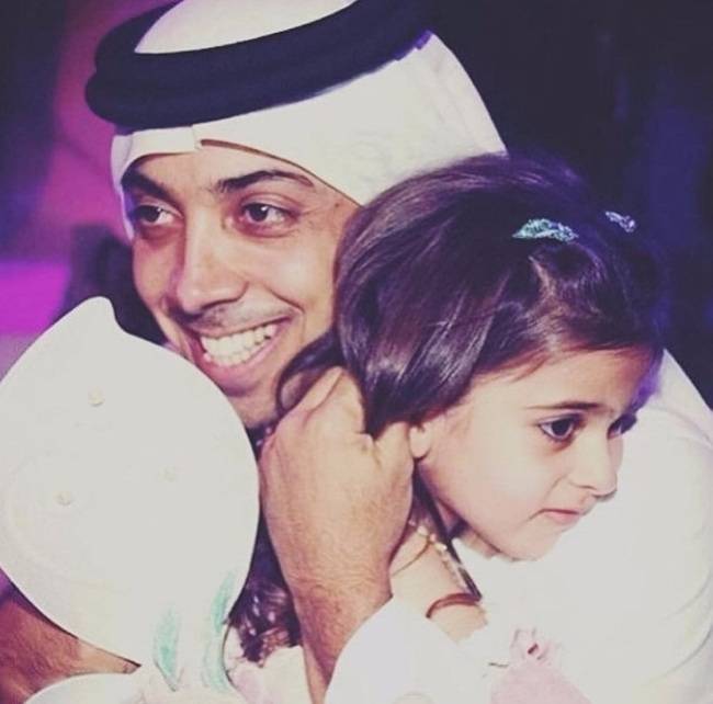 만수르(46)와 첫째딸 파티마(10) [사진=만수르 인스타그램]