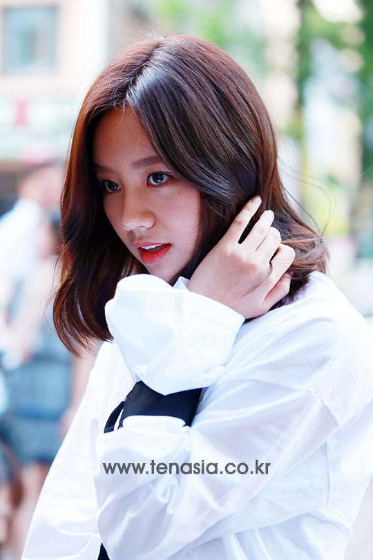 걸그룹 걸스데이 멤버 혜리가 16일 오후 서울 영등포구 여의도동의 한 식당에서 열린 SBS ‘딴따라’ 종방연에 참석하고 있다.