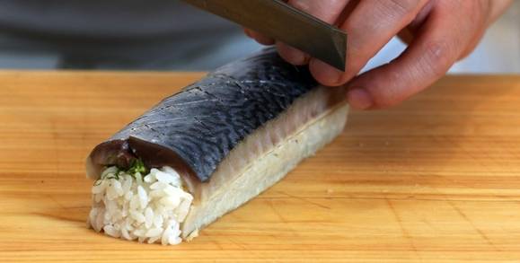 그의 한국인 아내도 고등어나 전갱이를 좋아한다고./사진=이진한 기자