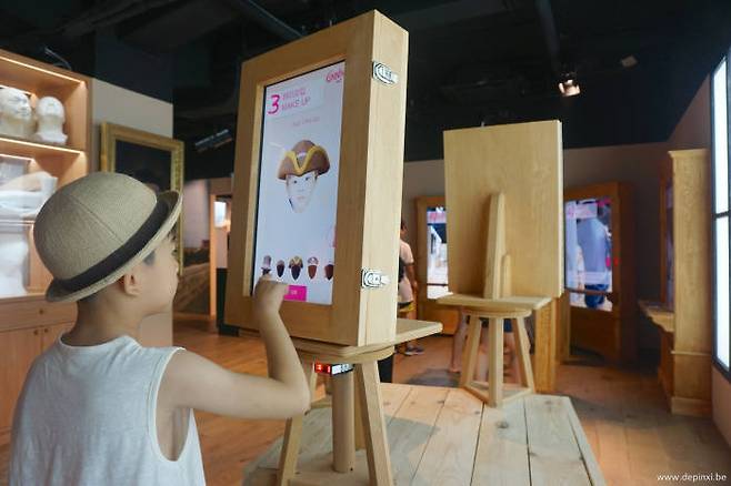 밀랍인형박물관 그레뱅 뮤지엄_밀랍인형 제작 시뮬레이션 체험