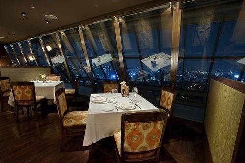 서울 강남구 역삼동 포스코P&S타워 26층에 있는 레스토랑 ‘아란치오’ 내부. /아란치오 제공