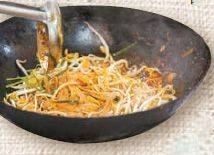 오색시장 인기 메뉴 팟타이.