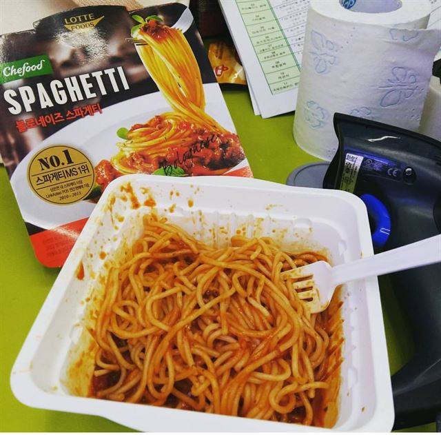 편의점알바생의 고급진 디너 #스파게티 #편의점  (_kyu****)