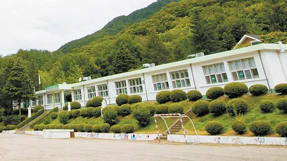 한드미마을로 농촌유학을 온 학생들은 전교생 34명인 대곡분교에 다닌다.