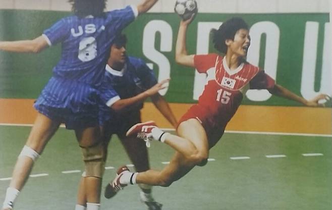 ▲ 여자 핸드볼은 1988년 서울 대회에서 한국 올림픽 출전 사상 첫 단체 구기 종목 금메달의 영광을 안았다. ⓒ대한체육회