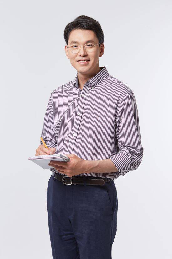 8월 9일 열리는 새누리당전당대회에서 청년최고위원에 도전하는 유창수 글로벌정치연구소장.