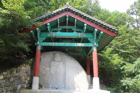 미타사 마애여래입상