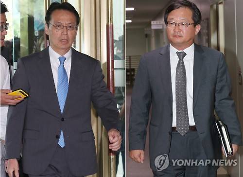 외교부 들어서는 한일 국장      (서울=연합뉴스) 이진욱 기자  = 정병원 외교부 동북아시아국장(오른쪽)과 가나스기 겐지(金杉憲治) 일본 외무성 아시아대양주국장이 국장급 협의를 위해 9일 오전 서울 종로구 도렴동 외교부 청사로 들어서고 있다.     cityboy@yna.co.kr