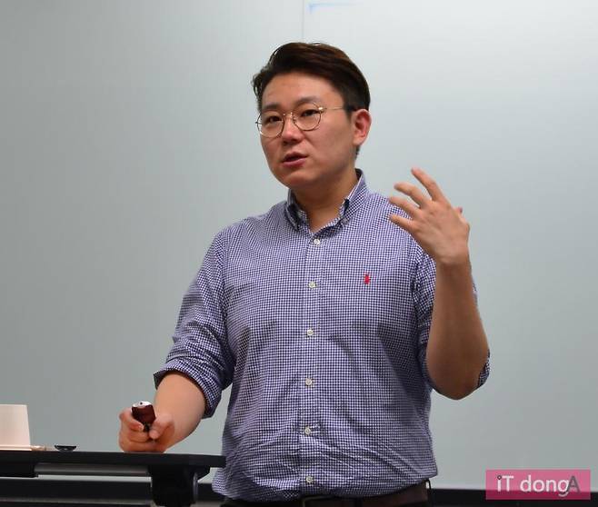 에이큐브:인텔TG랩 세미나 한국인사이트 연구소 김덕진 부소장