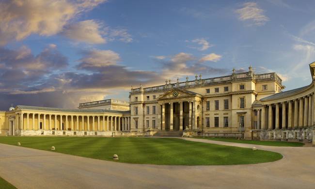 스토 스쿨 전경. 이 학교는 'The Week'가 선정한 '가장 아름다운 학교'에 2009년과 2013년 두번 이름을 올리기도 했다.