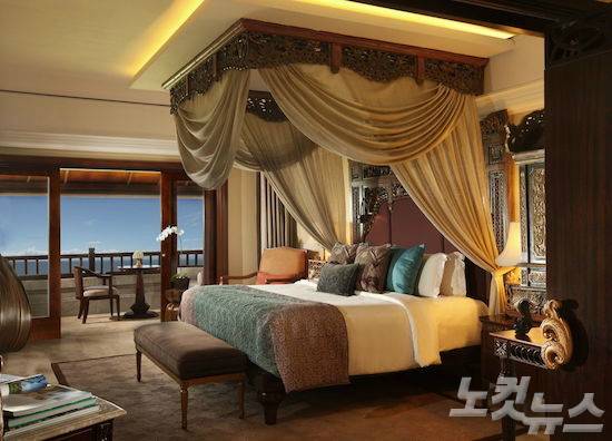 인도양을 조망할 수 있는 디럭스 오션뷰 룸. (사진=스테이앤모어 제공)