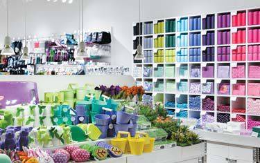 북유럽 가정의 필수품인 양초를 파는 타이거 매장.