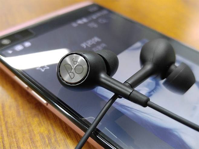 뱅앤올룹슨 이어폰
