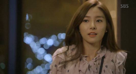 ‘우리 갑순이’ 김소은, 건물주 아들 한도우 생각에 ‘미소’
