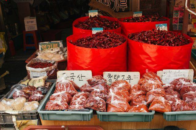 떡방앗간 역시 바뀐 수요에 맞춰 변화하고 있다.